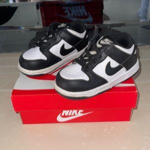 Nike 7C toddler dunks black and white panda